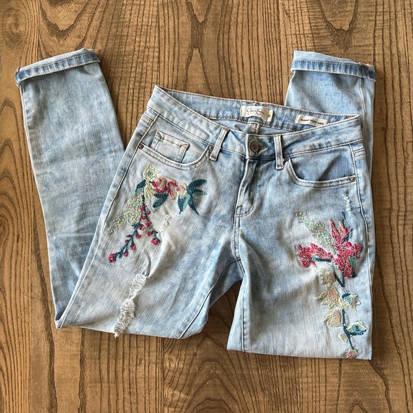 Jessica Simpson Denim - Embroidered Jessica Simpson Jeans